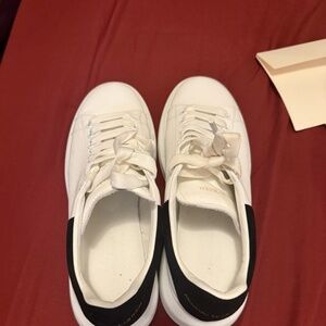 Alexander McQueen Men’s Oversized White & Black Leather Sneakers – Size 10 – Lux